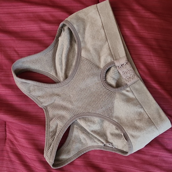 Reebok Gray Racer Back Sports Bra - Picture 2 of 2